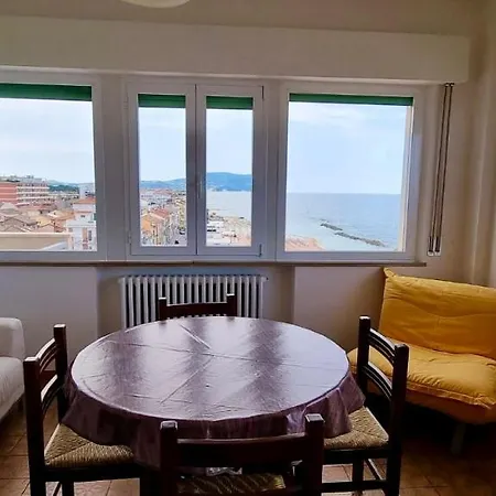 Appartement P012 - Porto Recanati, Meraviglioso Trilocale Fronte Mare Porto Recanati